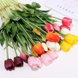 Decorative Flowers Blooming Tulips Bouquet Artificial Flower Beautiful 5 Heads Stems Silicone Flores Artificiales Luxury Real Touch Room