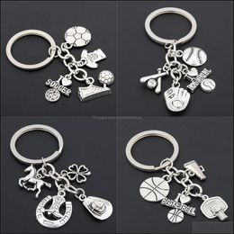 Keychains Fashion Accessories I Love Football Basketball Baseball With Soccer Shoes For Car Purse Bag Cowboy Gift Clover Charms Ke3010