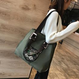 Duffel Bags 2024 Women's Fashion Travel Bag Cartoon Sequin Handheld Large Capacity Shoulder