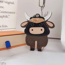 Fashion PU Leather OX Cattle Cow Key Ring Designer Keychain Car Keyring Holder Bull Pendant Christmas New Year Gift with Box YX561207d