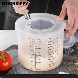 Measuring Tools Large Capacity Baking Measuring Cup 2.5L Scale Kitchen Tool Mixing Bowl with Lid Transparent Plastic Mixing Cup for Home Tools 230919