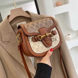 Shoulder Bags Women Bag 2023 Hot New Fashion Retro Crossbody Bag Luxury Women's Bag Bag Wide Shoulder Strap Single Shoulder Bag Totesstylishyslbags