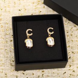 2023 Luxury quality Charm drop earring with crystal beads and nature shell beads in 18k gold plated have box stamp PS7050B207j
