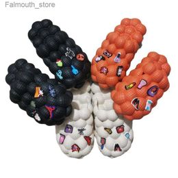 Slippers 2023 Women Fashion Personality Indoor Bathroom Bubble Slides With Charms Men Lady Beach Thick Sole Massage Slippers Q230920