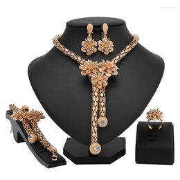 Necklace Earrings Set Top Selling Woman Dubai Gold Plated Bracelet Ring Jewellry Wedding Accessories Party Gift
