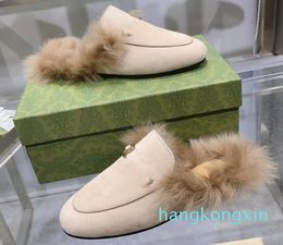 Winter Designer Women's Snowy Indoor Slippers Soft and Comfortable Sheepskin Warm Slippers Girls' Beautiful Plush Boots With box