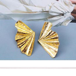 Stud Earrings Summer Exaggerated Alloy Gold Plated Scalloped Leaf Vintage Vacation Style Metal Leaves Jewellery 2023 Trend