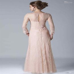 2020 New Blush Pink Lace Mother Of The Bride Dresses Long Sleeves Appliques Floor Length Formal Mother Dress Evening Gowns Cheap C2690