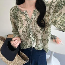 Women's Blouses Summer Shirt V Neck Lantern Sleeve Loose Shirts Tops Vintage Boho Floral Print Chiffon Sunscreen