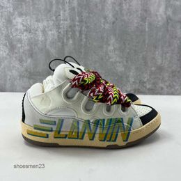 Couples Colorful Casual Graffiti Sneaker Laviin Top Quality Shoe Men Women Mens Leather Splice Designer Shoes N3M0