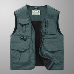 Men's Vests Brands Sleeveless Jacket Men Military Tactical Vest 2023 Multipocket Outdoor Fishing Tool Coat Spring Autumn Multifunction 230919