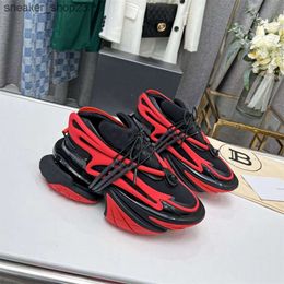 Up Elevated Mens Sports Designer Sole Shoes Running Sneaker with Top Thick Quality Lace Spacecraft Couple Unicorn Shock Top Balman Ilvp