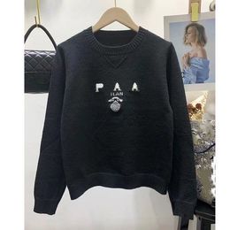 womens sweater autumn trendy long-sleeved tops round neck high-end slim pullover coat designer Graphic Sweater mens women white black thin knit sweaters tops