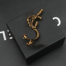 Luxury Brooches Designer Jewellery Men Womens Brooches Pins Brand Classic Gold Letter Brooch Pin Suit Dress Pins For Lady