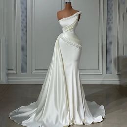One Shoulder Mermaid Wedding Dresses Satin Beading Bridal Gowns Ruched Wedding Gowns Plus Size Robe de Mariee