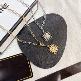 Luxury Brand Designer Pendants Necklaces Never Fading 18K Gold Plated Stainless Steel Letter Choker Pendant Necklace Chain Jewelry Accessories Christmas Gifts