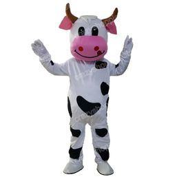 Halloween Cute Cow Mascot Costume High quality Cartoon Character Outfits Christmas Carnival Dress Suits Adults Size Birthday Party Outdoor Outfit
