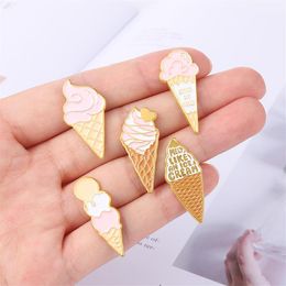 European Alloy Ice Cream Cone Series Brooches Clothes Anti Light Buckle Collar Pins Unisex Summer Vacation Party Gift Badge Jewelr2233