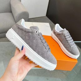 Designer Shoe Time Out Sneaker Low top Winter Wool Fur Furry time out Casual Shoes Women Rubber Printed Calf Leather Classic Trainers Loop Italy Shoes 14