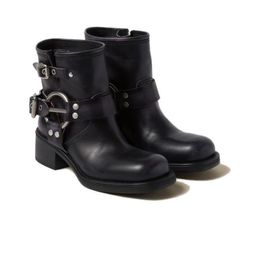 Designer-Stiefel, Luxus-Stiefel, stilvoll, klassisch, mattes Lackleder, Marken-Kalbsleder-Stiefel, flache Plateau-Stiefel, modische Schuhe mit Außensohle, Stiefel1