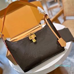 Designer -2 piece Handbag Womens Luxurys Drawstring Bag With Removable Zipped Pouch Designer Graceful Embossed Leather Shoulder Bag Purse Walle