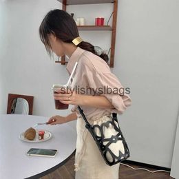 Shoulder Bags Luxury Designer Brand Women Shoulder Bags2023 Retro Ladies Bucket Bag Hollow Drawstring Messenger Pursestylishyslbags