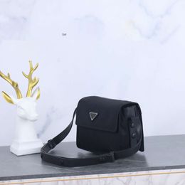 Evening Bags P classic 1BD Messenger 313 Shoulder Camera bags with adjustable shoulder strap Black simple nylon bag 9TCX