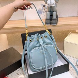 Evening Bags new luxury designers women shoulder bags leather old flower bucket bag famous Drawstring handbags Cross Body purse Simple fashion very nice TOP OSBZ