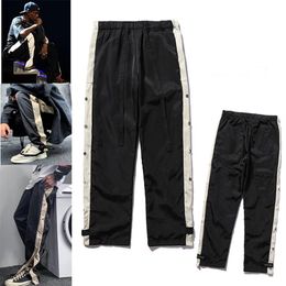 2021 Mens Joggers Casual Pants Fitness Men Sportswear Tracksuit Bottoms Skinny Sweatpants Trousers Black Gyms Jogger Track Pants281g