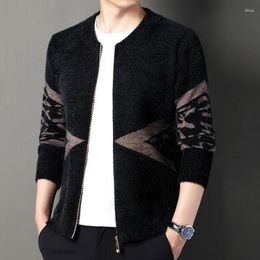 Men's Sweaters Cardigan Diamond Wool Warm Fashion Long Sleeved Casual Knitted Sweater Coats Jackets