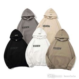 Man And Womens Hoodie Coats Designer Fall Winter Sweatpants Fashion New Chest Pressure Rubber Hooded Sweater