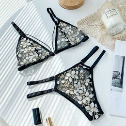 Sexy Set Embroidered Flowers Bra Sets Women Seamless Underwear Backless Vest Sexy Female Bralette Lingerie Ultrathin Brief 230808