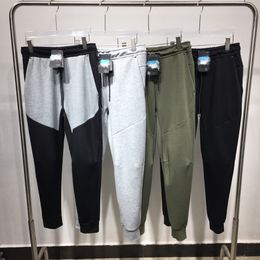 2023 New Autumn Winter Sweatpants Sets Men Jogger Pants Streetwear Casual Trousers Male Hooded Sweatshirts 2 Piece Tracksuits