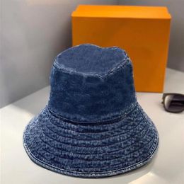 Fashion Monogram Mens and Women Washed Denim Bucket Hats Baseball Cap Golf Hat Snapback Beanie Skull Caps Stingy Brim Top Quality 194D