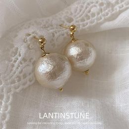 Dangle Earrings Vintage Cotton Big Pearl Earring For Women French Style Surface Crease Pearls Drop Party Wedding Jewelry OL N514