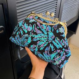 Evening Bags 2023 Luxury Women Sequin Flower Handbags Crystal Clip Shell Crossbody Blue Gold Chain Shoulder Lady Clutch