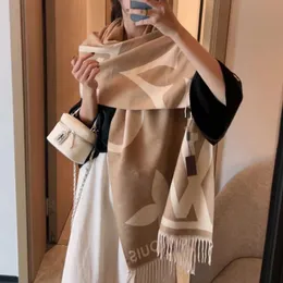 2023 New Luxury V Designer Scarf Womens Cashmere Scarf Fashion Shawl Dual purpose Pocket Double sided Jacquard Warm Scarf Soft and Comfortable with Box