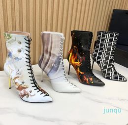 New Print Stiletto Ankle boots printed leather pointed toe Sexy hollow lace up decoration back Zip Fashion Boots women' luxury designer jacquard Ankle Boo