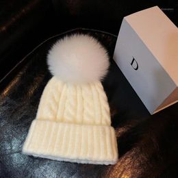 Beanie Skull Caps Winter Brand Female Fur Pom Poms Hat For Women Girl 's Knitted Beanies Cap Thick Skullies Beanies11990