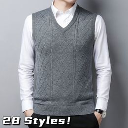Mens Vests Winter Style Wool Knitted Vest Business Casual Warm Sleeveless Pullover Sweater 230921