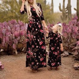 Family Matching Outfits Plus Size 2023 New Floral Print Family Matching Dress Women Girls Holiday Wear Mommy and Me Clothes Maxi Dresses Long Vestidos T230921