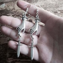 Dangle Earrings Goth Sword Hands Drop For Women Men Viking Halloween Gothic Individuality Accessories Earring Jewellery VGE096