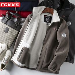 Mens Jackets FGKKS Brand Casual Jacket For Men Thickened Wool High Quality Design Warm Fashion Male 230921