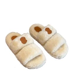 Designer Fur Slides Triomphe In Shearling Womens Winter House Slipper Warm Furry Sandals Rubber Sole Luxury Slide Shoes With Box Bag NO482