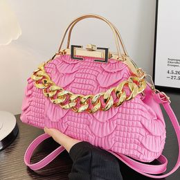 Evening Bags 2023 Elegant Women Pink Green Shoulder Gold Thick Chain Crossbody PU Leather Pleat Handbags Lady Clutch 230921