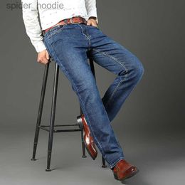 Jeans da uomo 2023 Nuovi jeans moda uomo Business Casual Stretch Jeans slim Pantaloni classici Pantaloni denim Uomo Nero Blu L230921