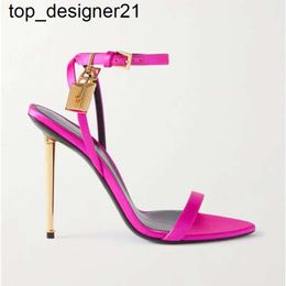 2023 New high heeled sandals shoes Womens Luxury Designer Golden decorate Ladies dress shoes Genuine Leather 10.5CM Metal womens Sexy fashion band sandal high heels