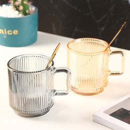 Premium classical ribbed glassware tea latte cup water tumbler vertical stripe glass clear coffee mug with bamboo lid