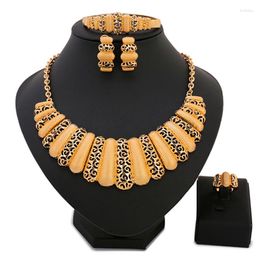 Necklace Earrings Set Dubai 18K Gold Plated Jewellery Nigeria Bead For Traditional Marriage Woman Wedding Jewellry