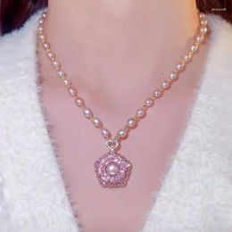 Pendant Necklaces Revolving Pearl Necklace For Women With High Sense Of Design Flower Collarbone Chain Sweater Clothing Hang